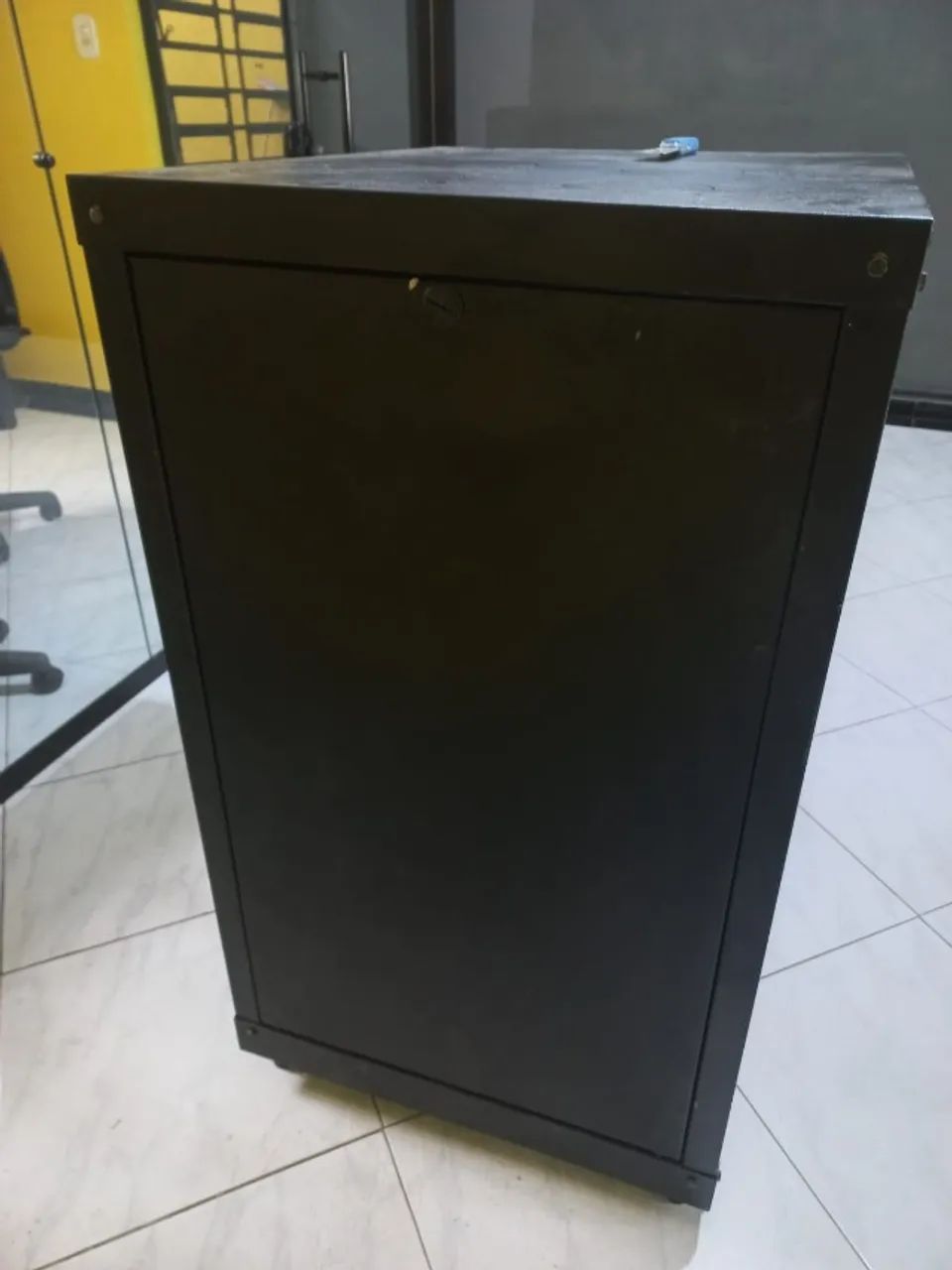 Rack para Servidor Piso - Usado  - Foto 2