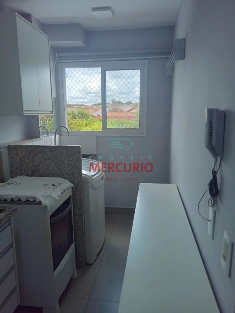 Apartamento com 2 dormitórios completo em armários, eletrodomésticos e ar - Foto 5