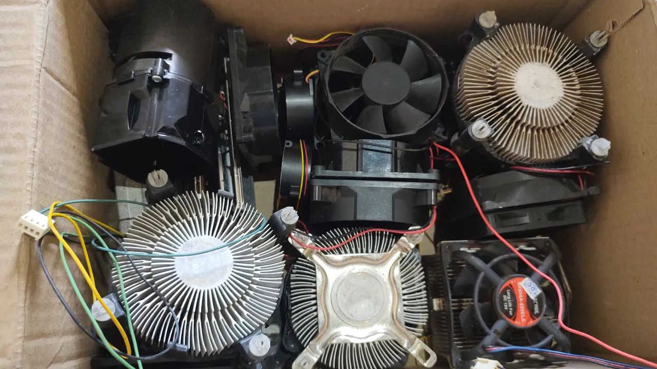 Coolers e ventoinhas, espelhos deplqca mãe de computador  - Foto 2