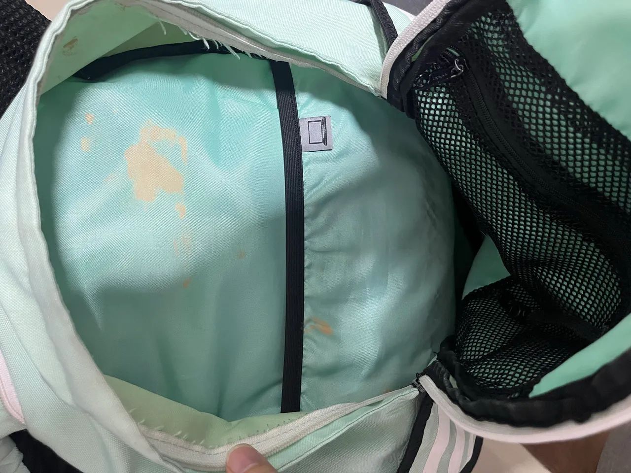 Mochila adidas verde água original  - Foto 3