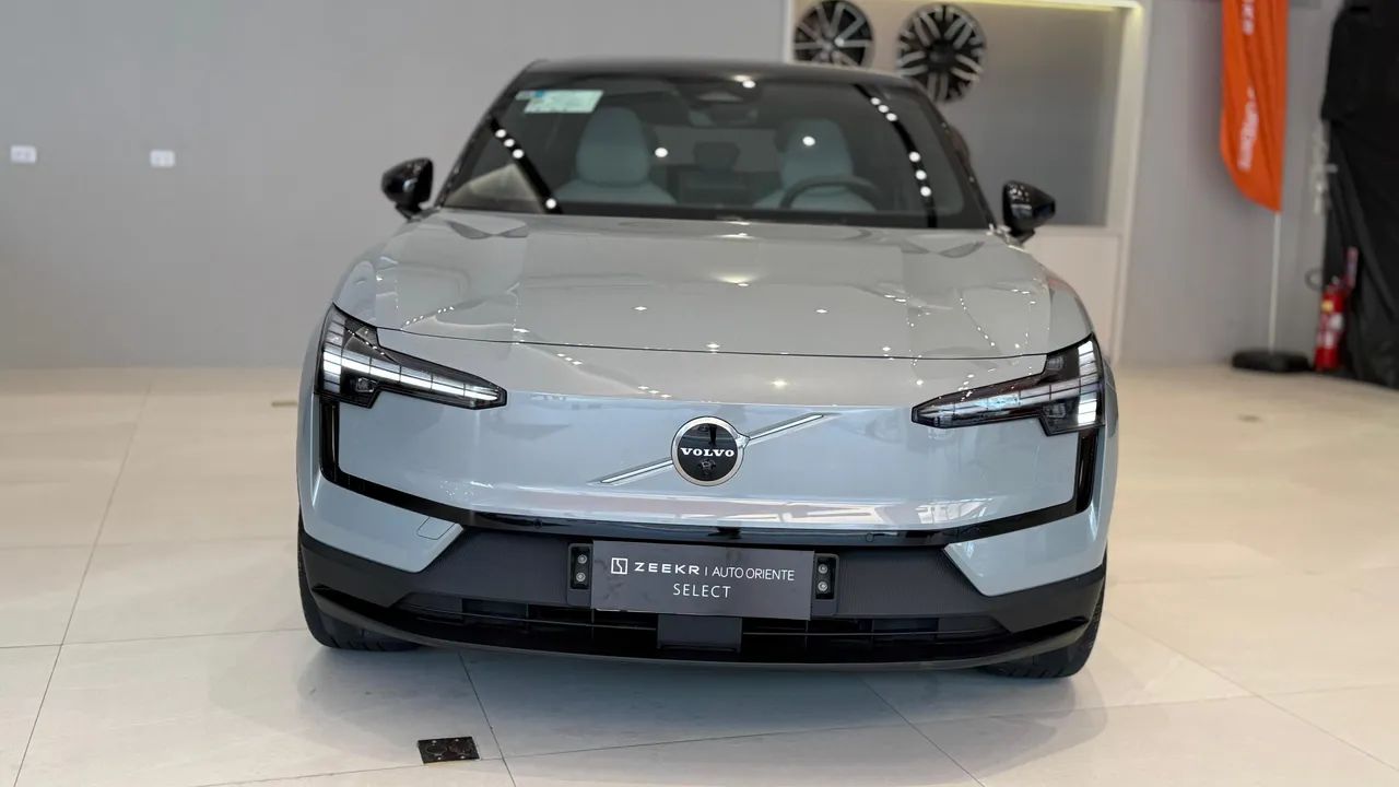 Volvo EX30 E60 Ultra (elétrico) 2024 - Foto 3