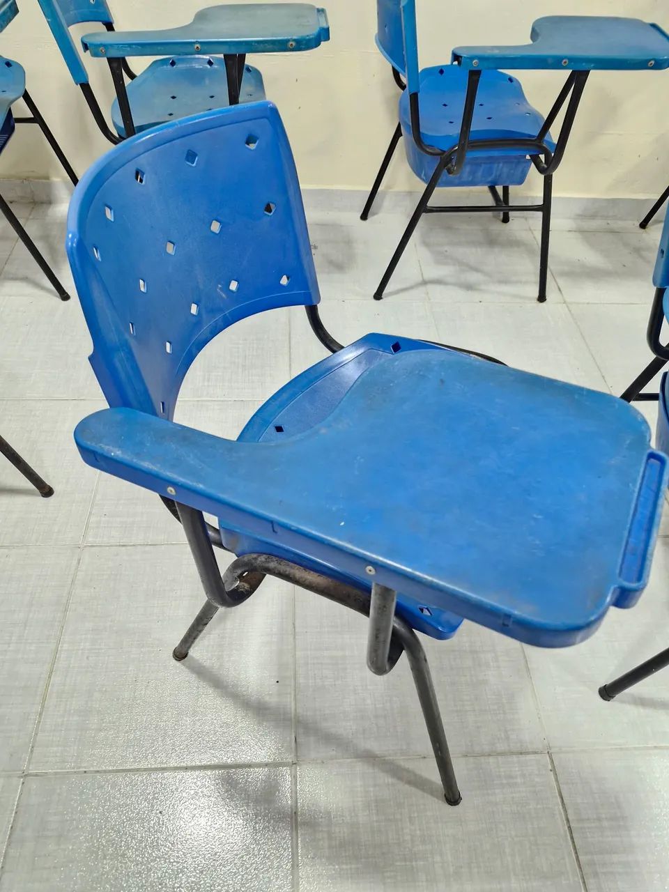 Cadeiras escolares  - Foto 2