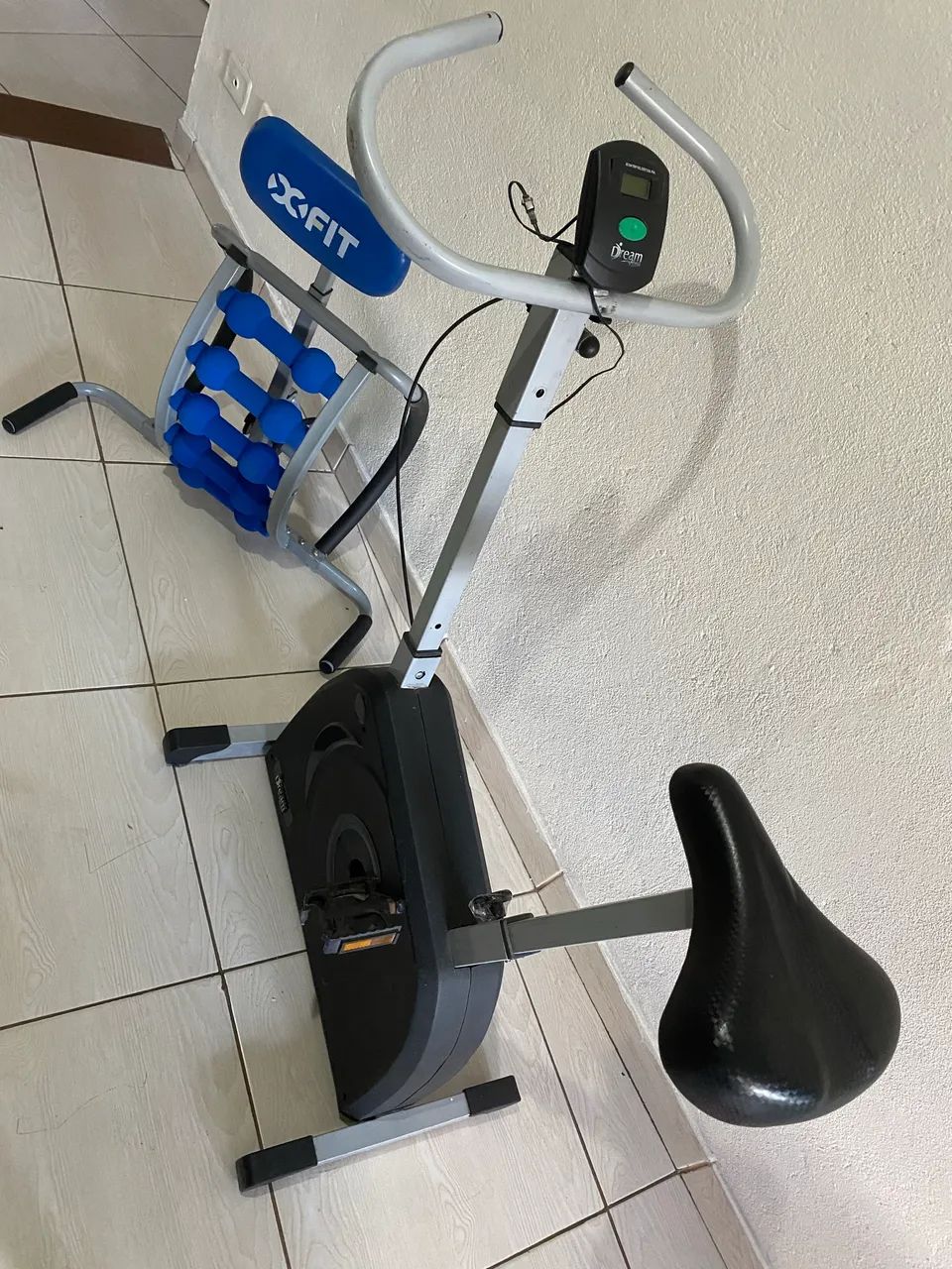 Bicicleta ergométrica + aparelho para abnominal  - Foto 2
