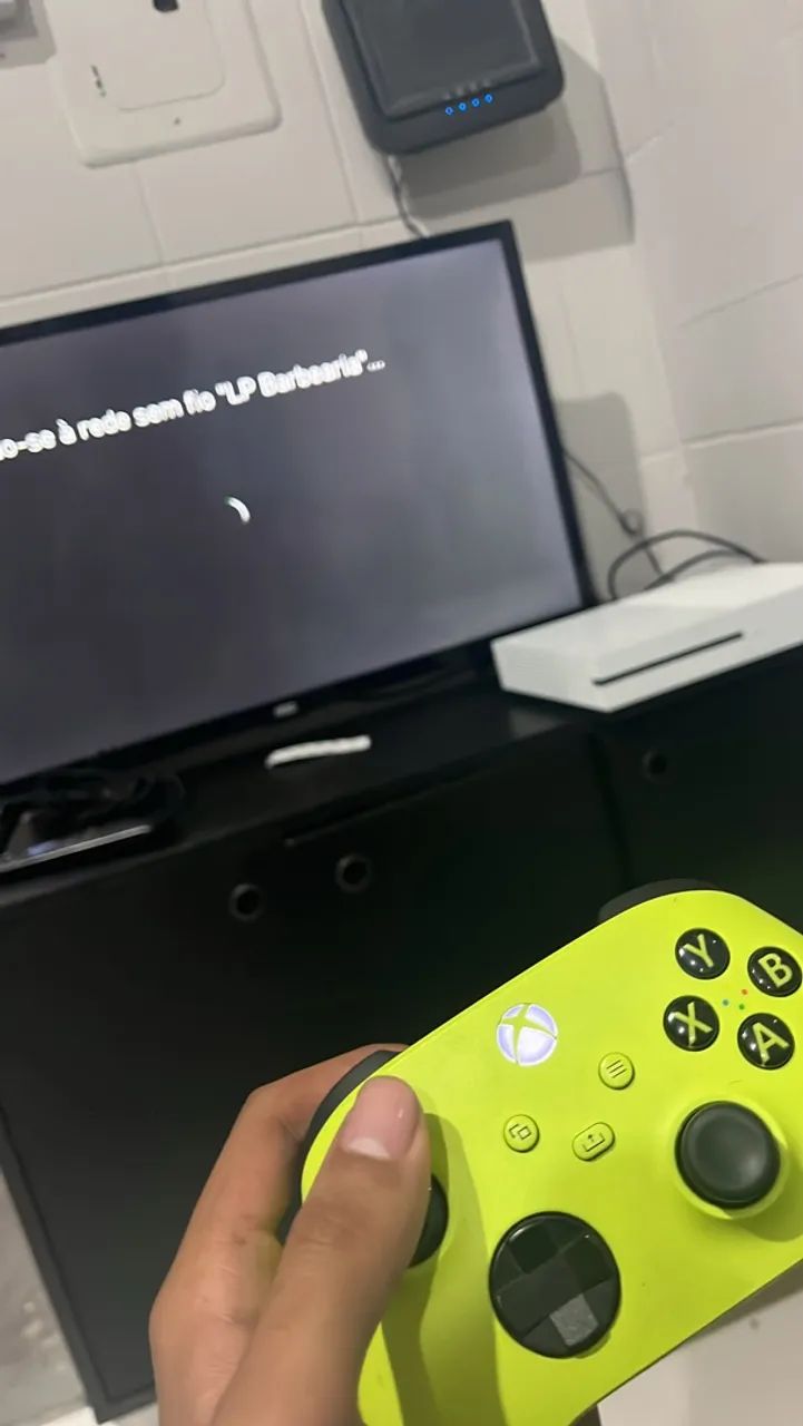 Xbox one S tudo funcionando perfeitamente  - Foto 3