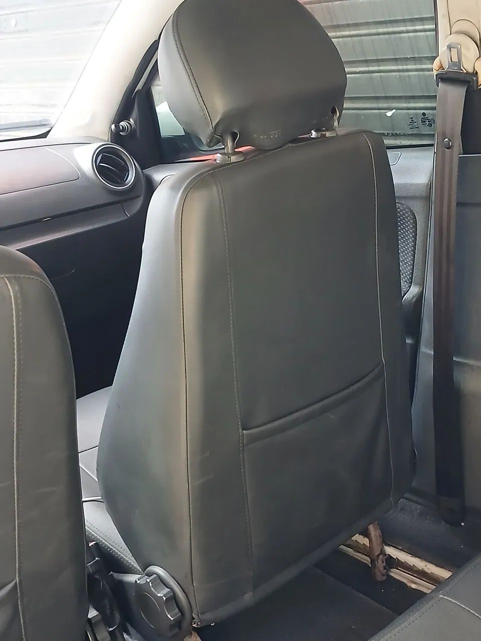 Volkswagen Voyage 2016