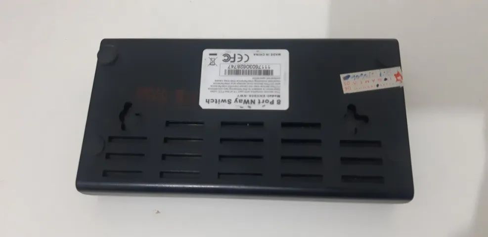 Hub Switch Encore 8 portas ENH908-NWY 10/100Mbps usado testado funcionando com fonte - Foto 3
