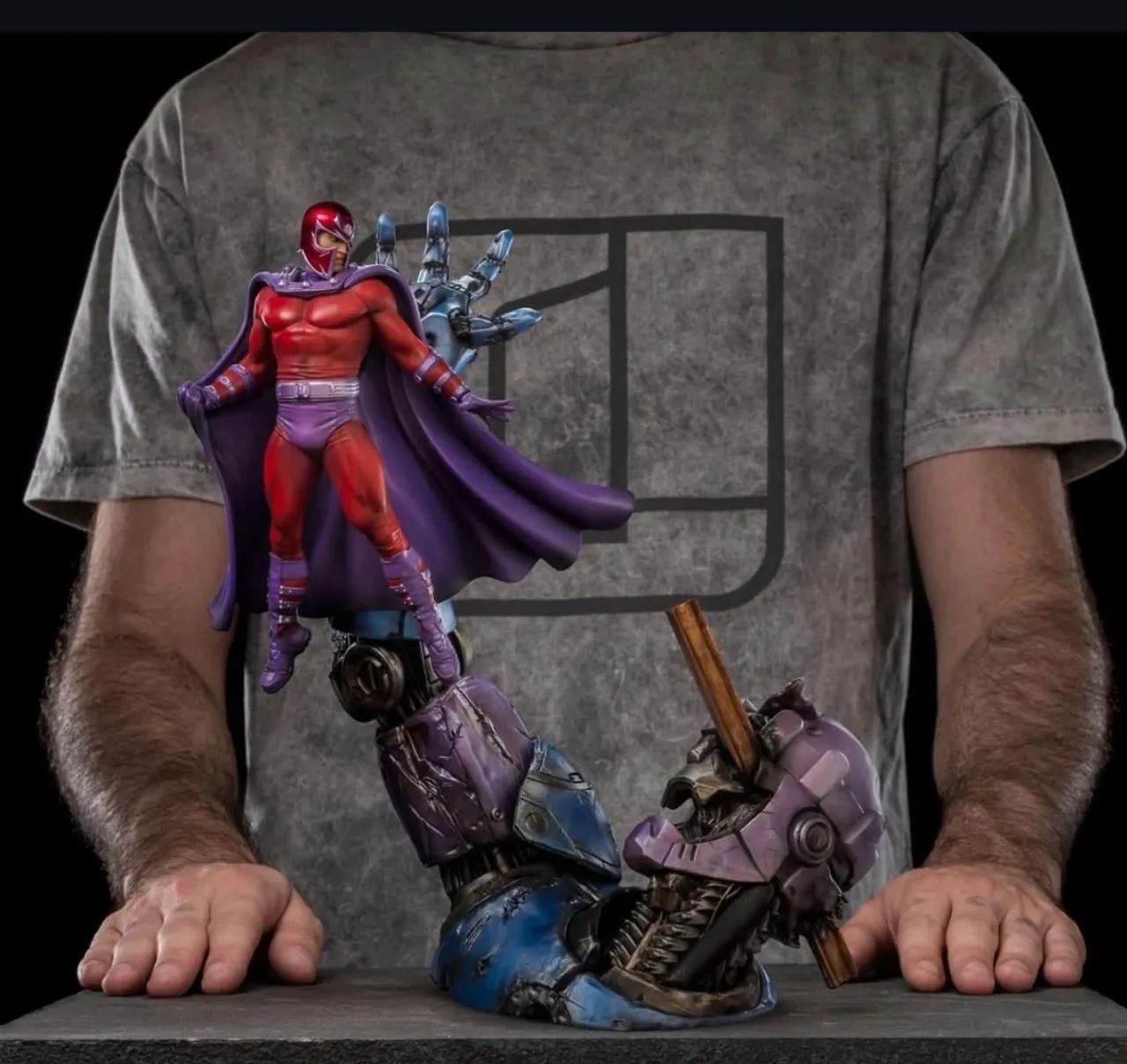 Magneto vs Sentinela Iron Studios Exclusivo CCXP23 
