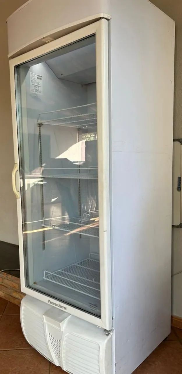 Freezer refrigerador expositor - Geladeiras e Freezers - Campinho
