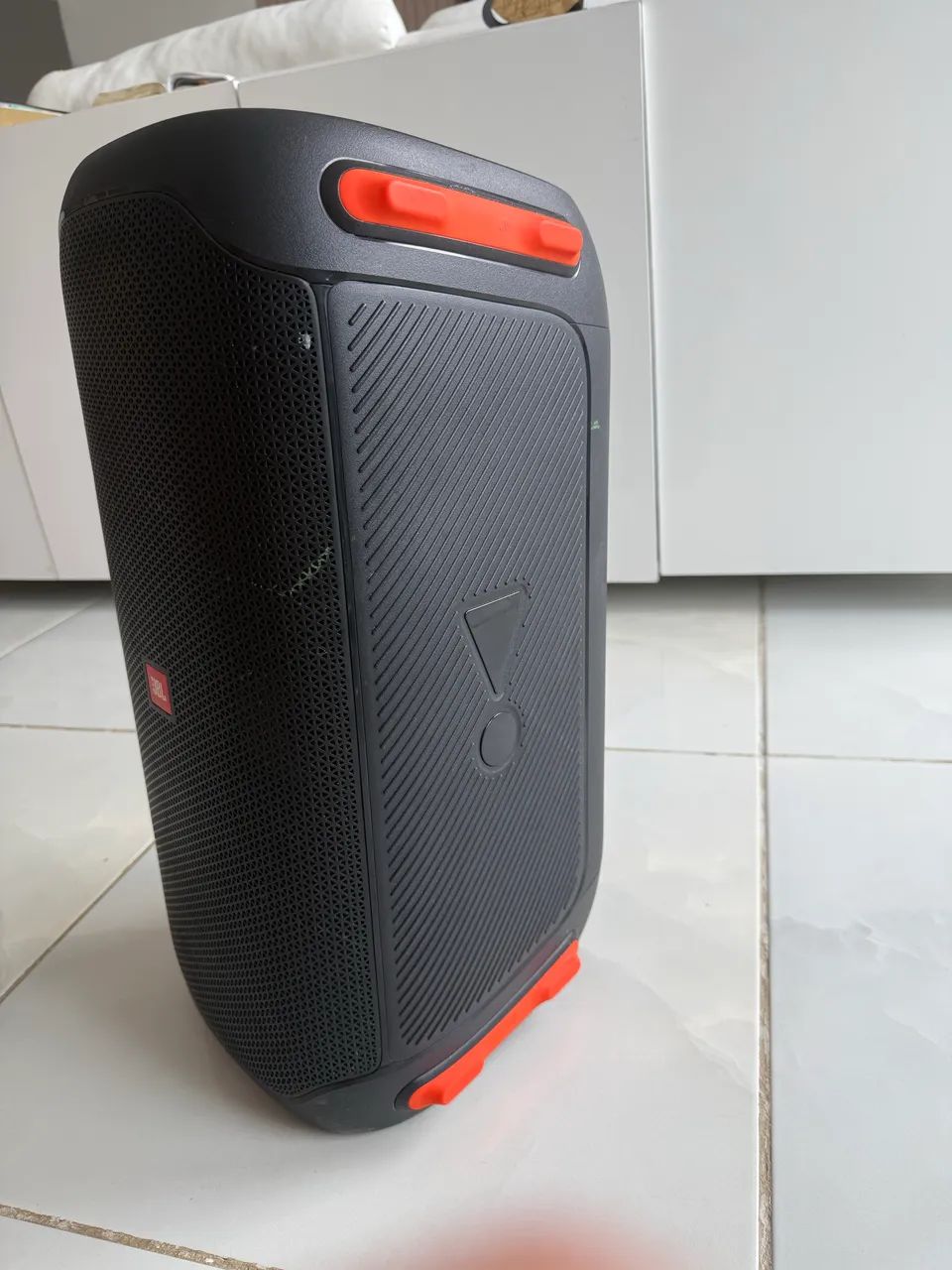Caixa de som JBL BASS BOOST