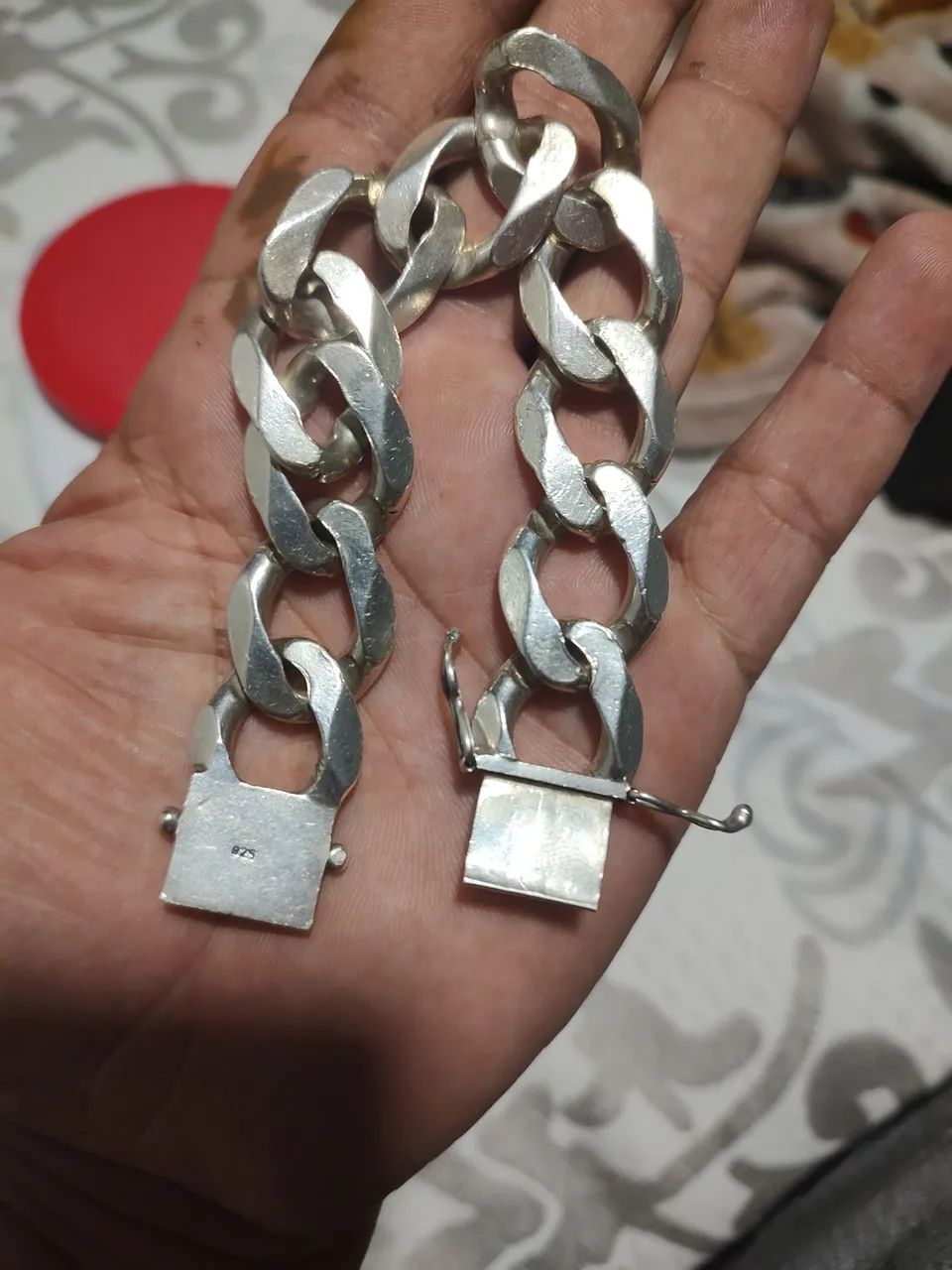 Pulseira de prata 925!com 79 .gramas e 22 .cm.cp.e 2 larg.fecho gaveta! - Foto 5