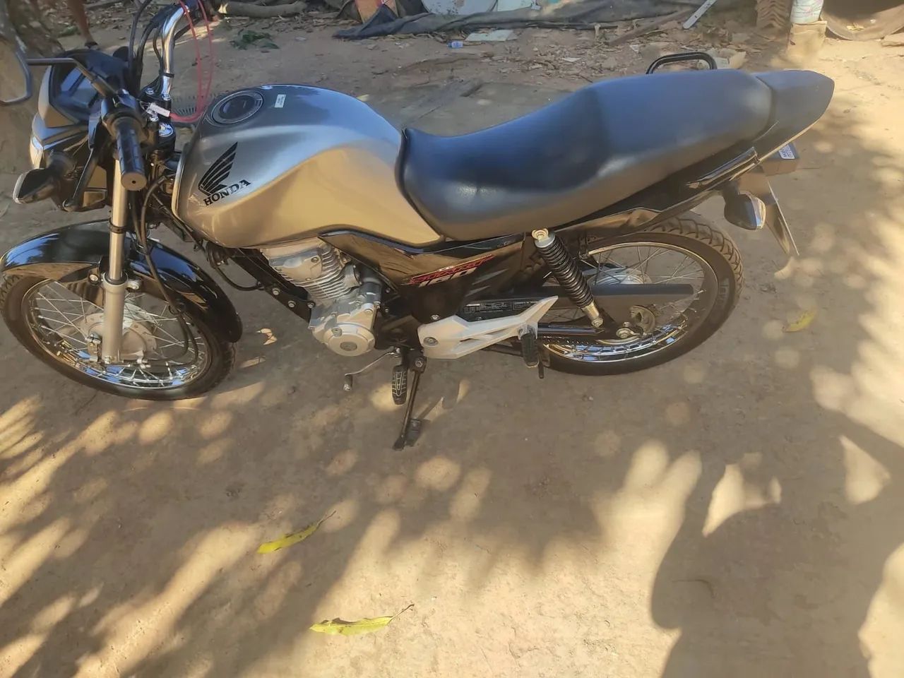 Moto super conservada. - Foto 3