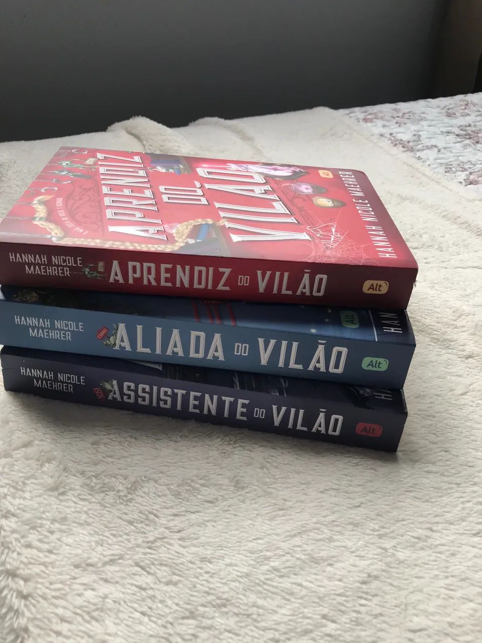 Livro Assistente do Vilão  - Foto 3