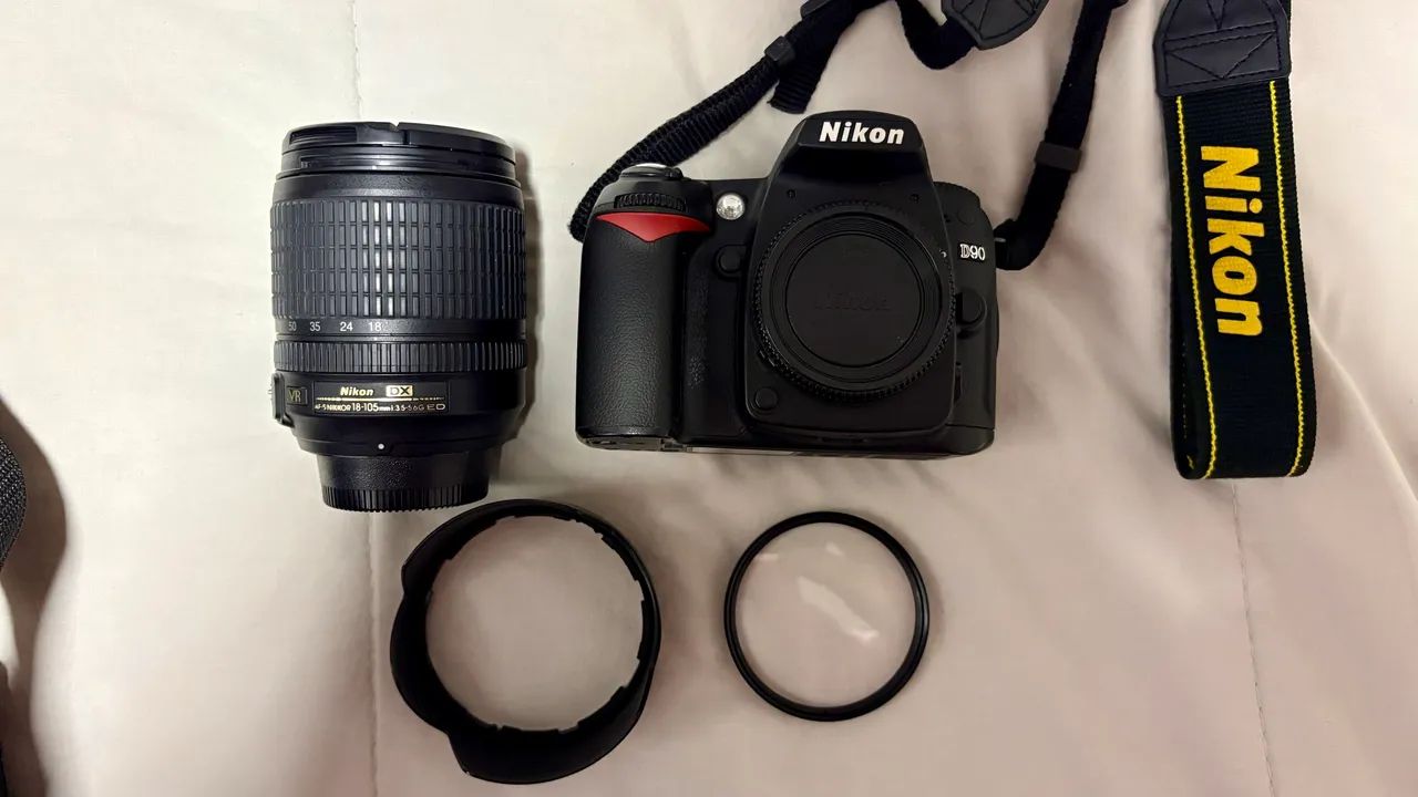 Nikon D90 + Lente 18-105mm VR + Bolsa | Apenas 26 mil cliques