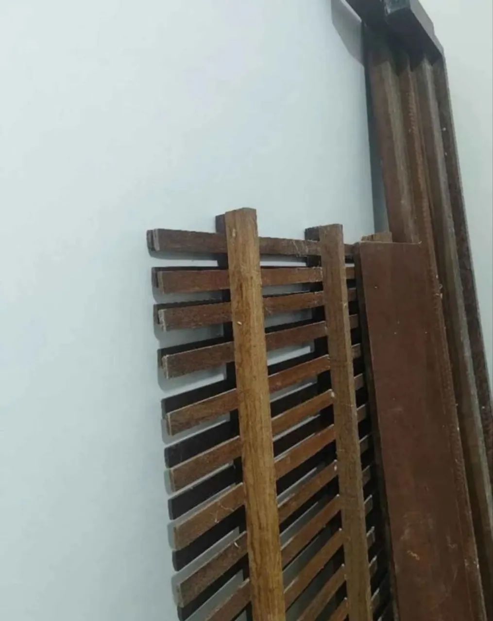 Cama (casal) de madeira maciça  - Foto 2