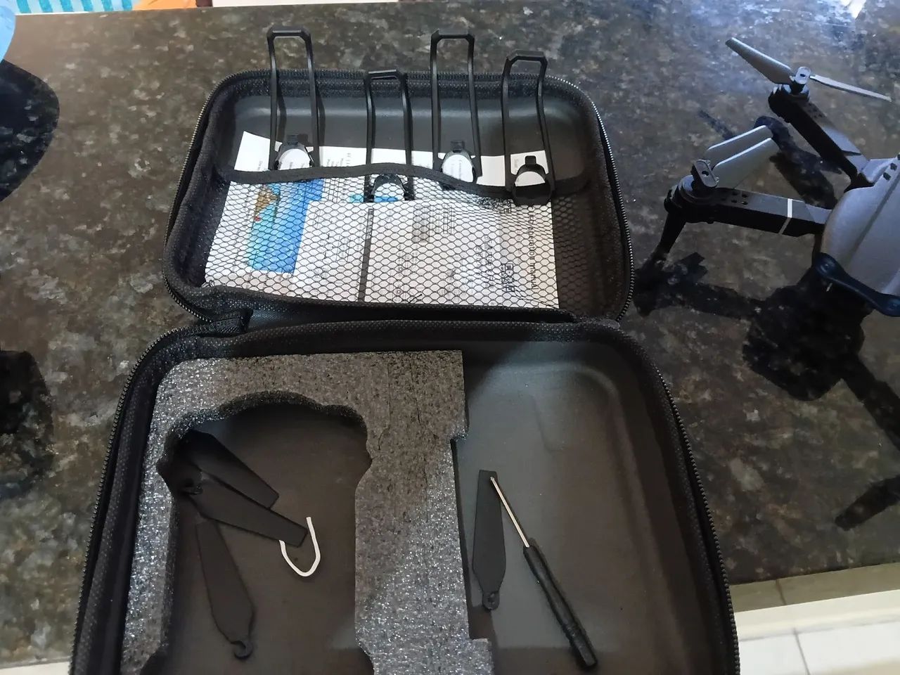 Drone e99 pro com 4 baterias - Foto 5