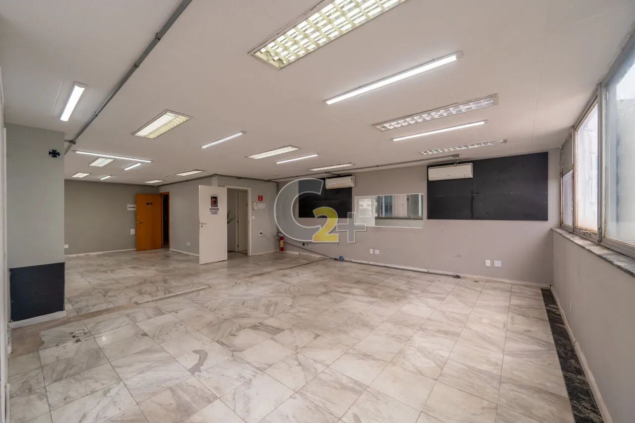 Conjunto Comercial à venda Higienópolis 202m² e 3 vagas de garagem.