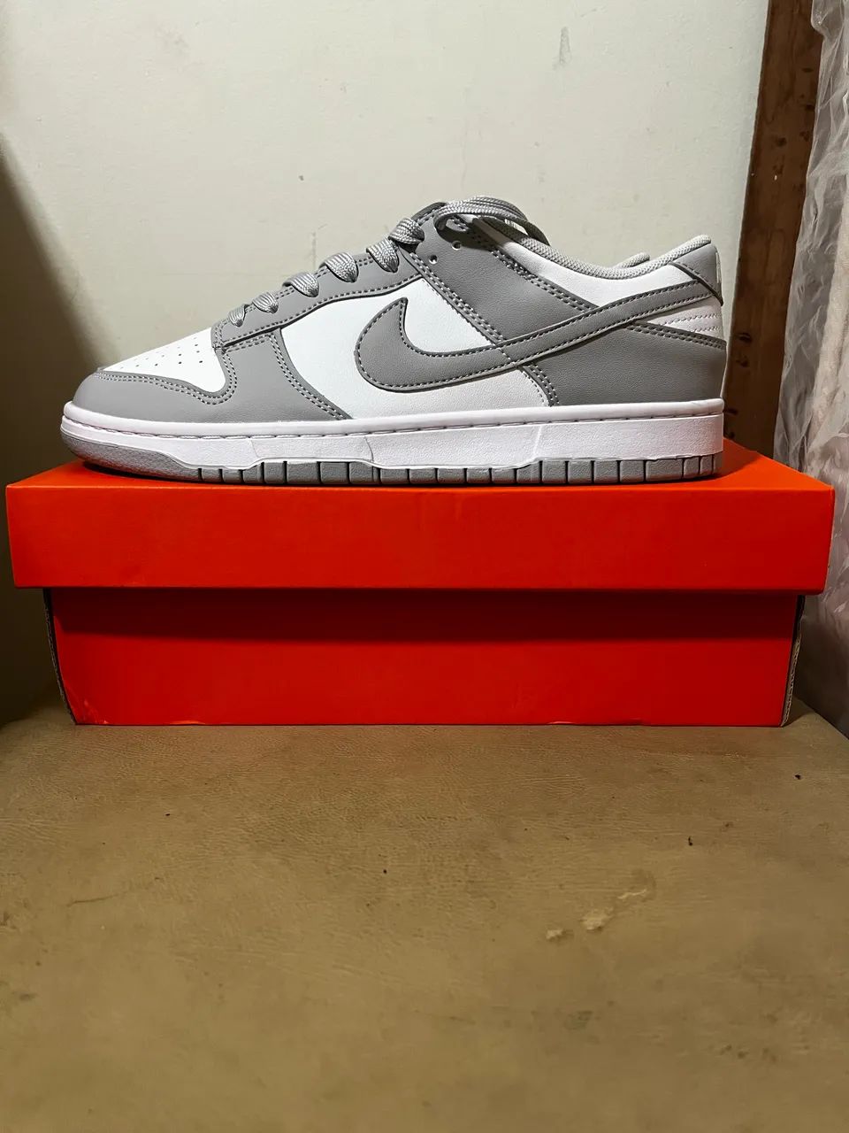Tênis Nike Dunk Low Cinza - Foto 3