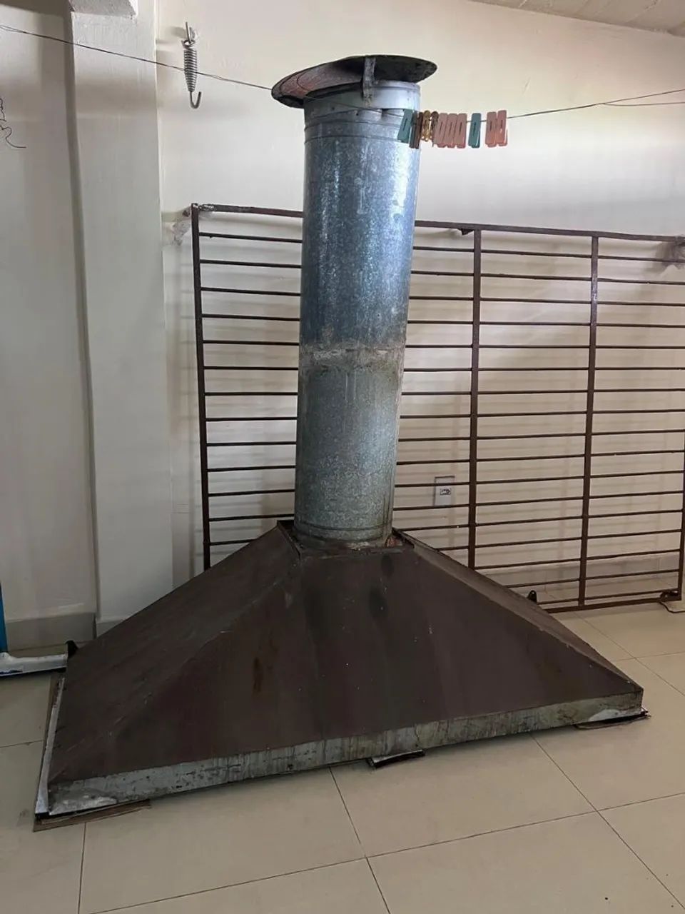 Coifa Metálica com chaminé 
