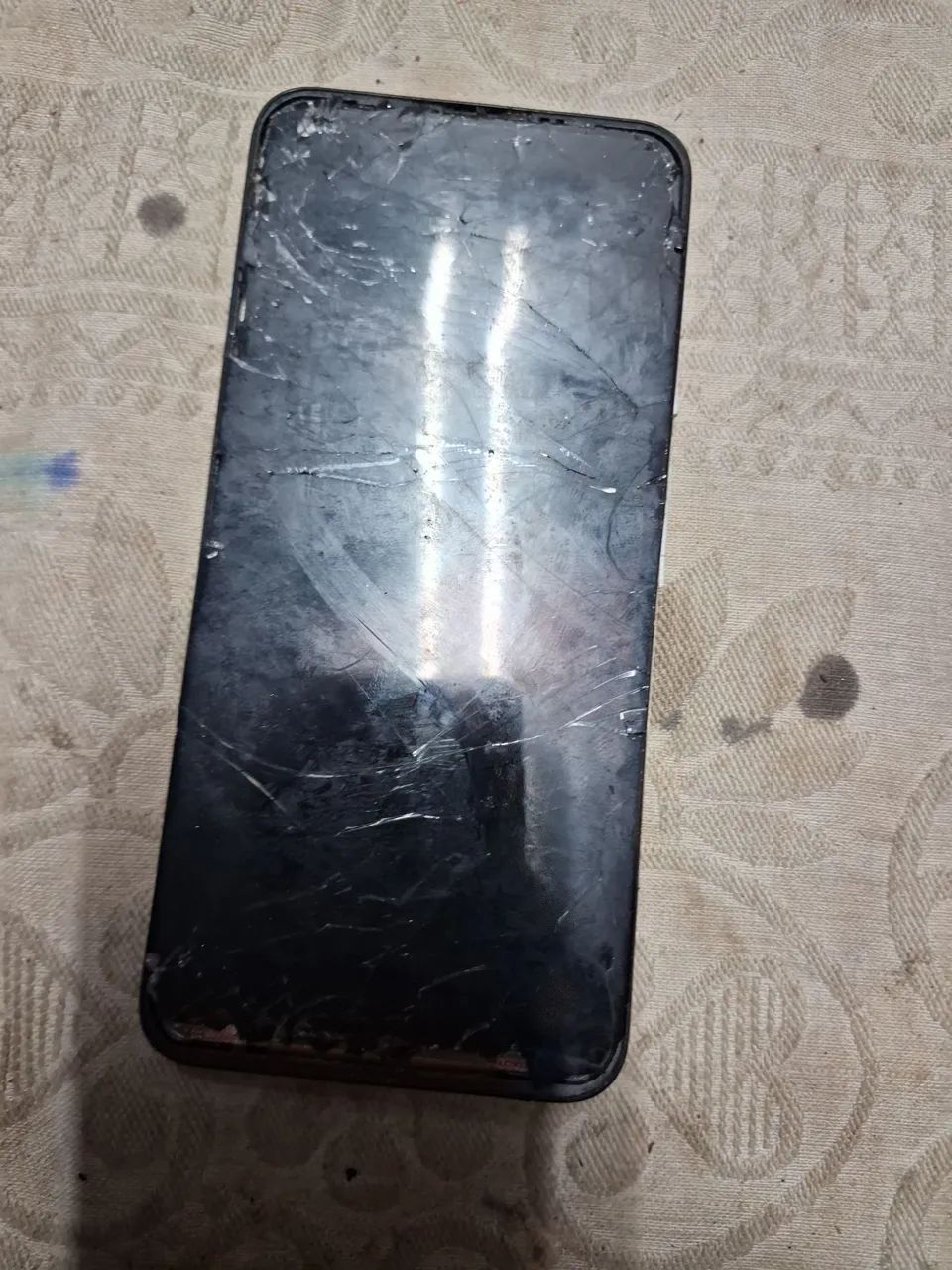 celular samsung com defeito. nao sei o defeito nem o modelo 