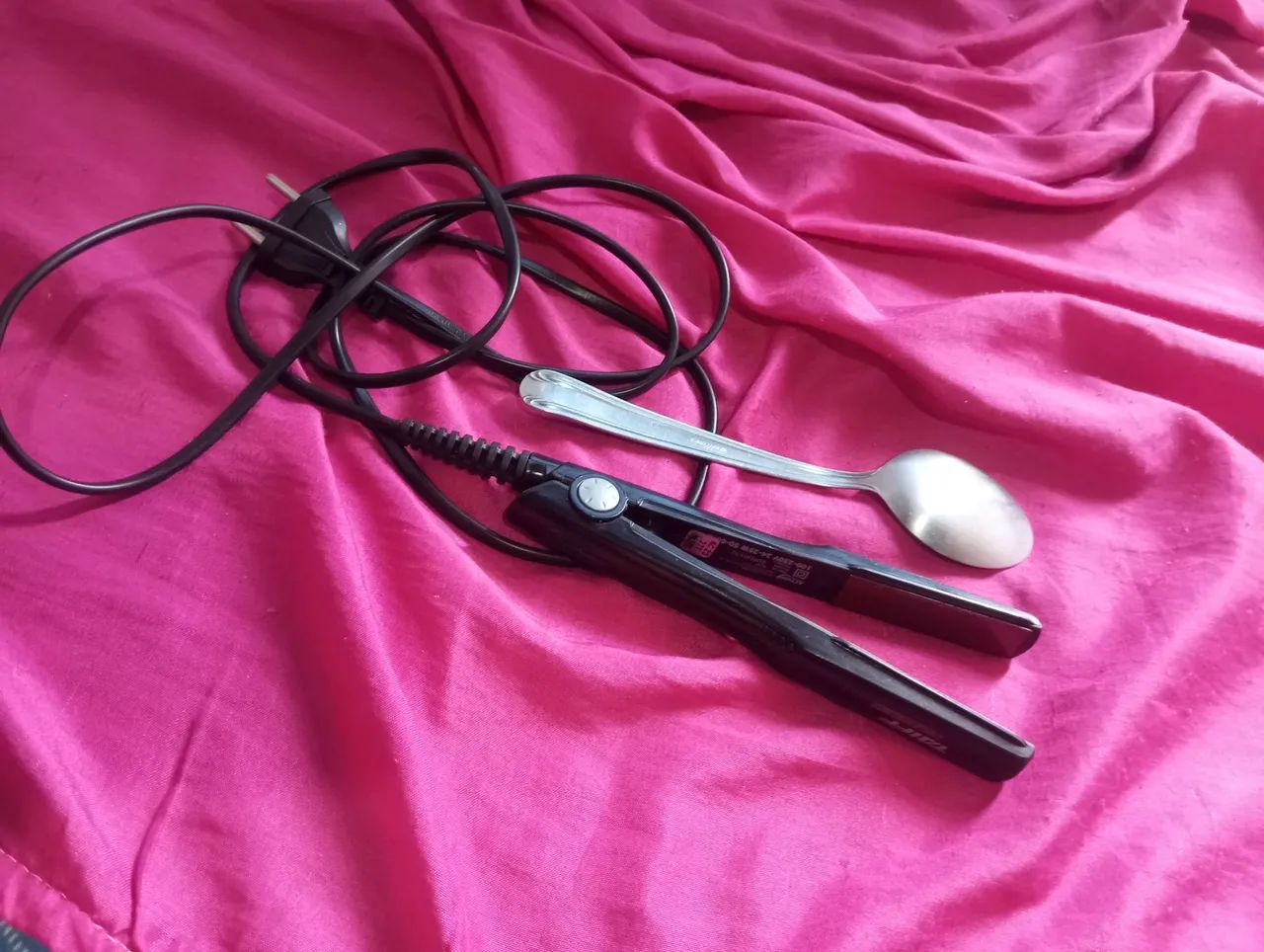 Prancha Taiff usada 1 vez 