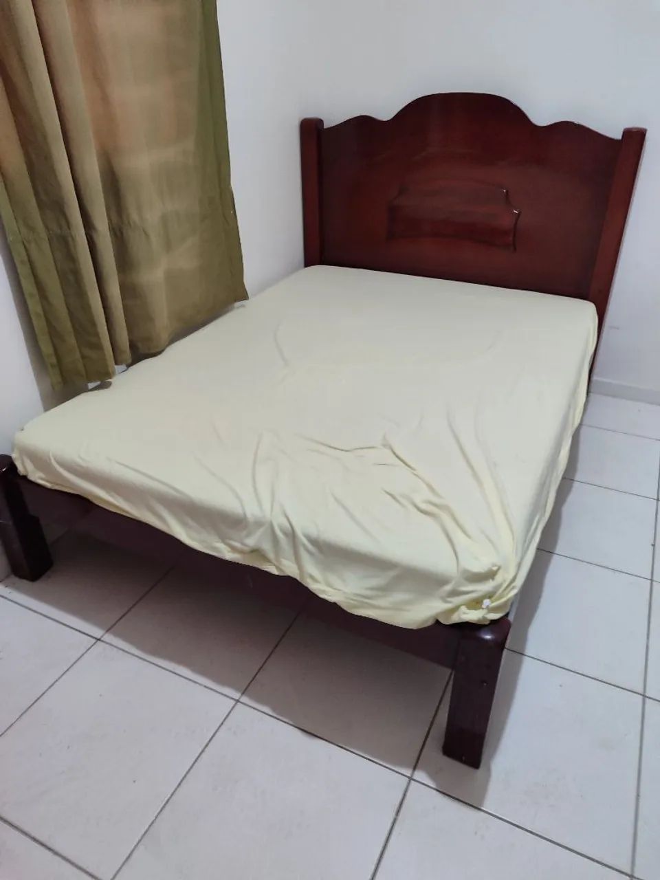 Cama Casal de Madeira