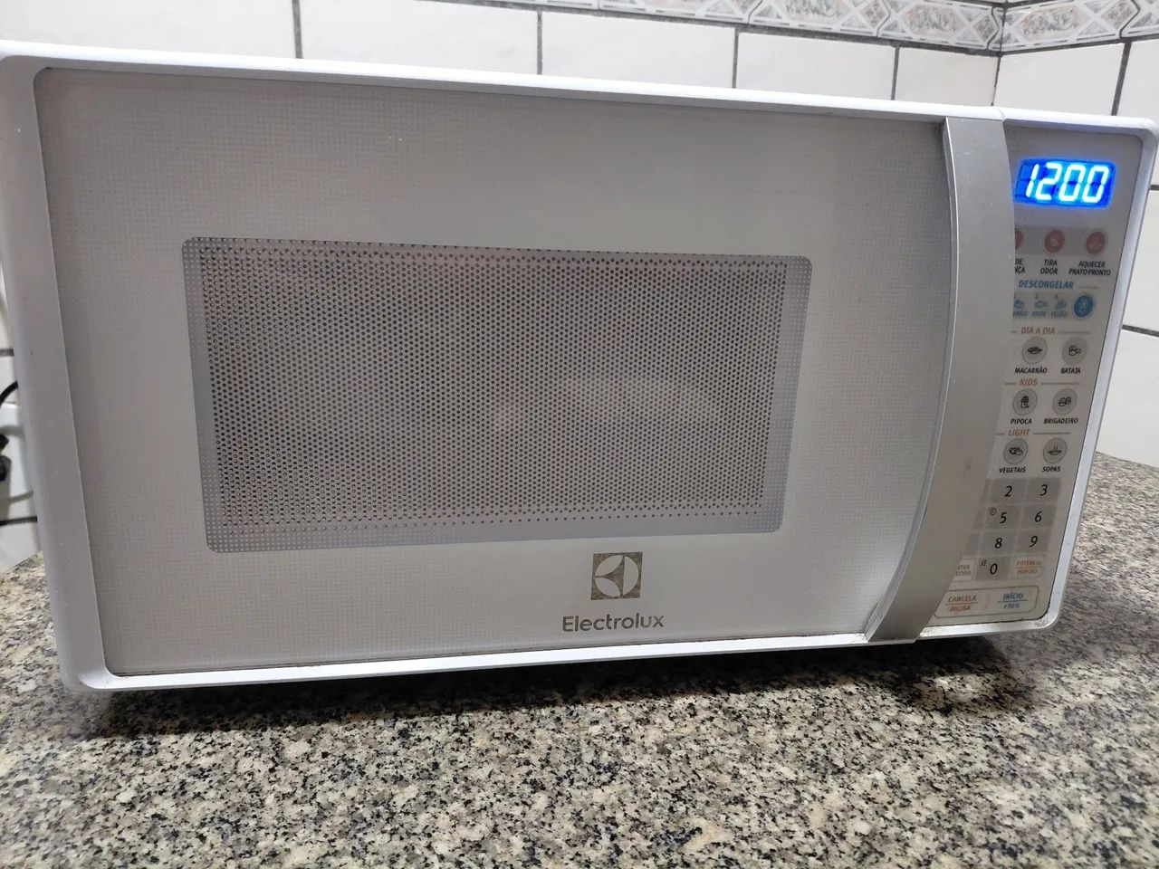 Micro-ondas com pouco uso - Foto 2