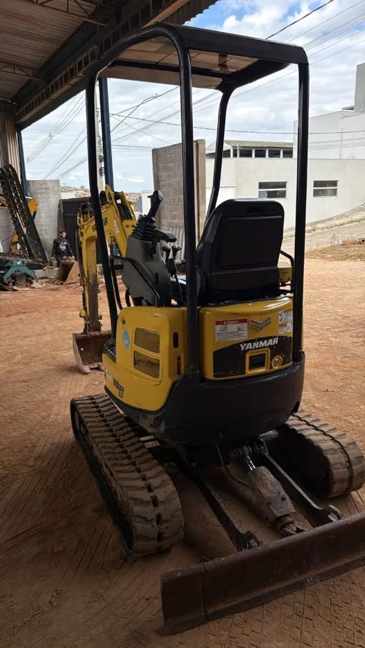 Mini escavadeira yanmar vio17 - Foto 5