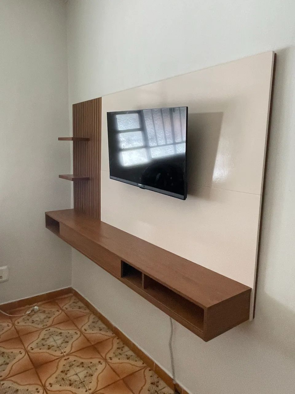 Painel para Tv Ripado 
