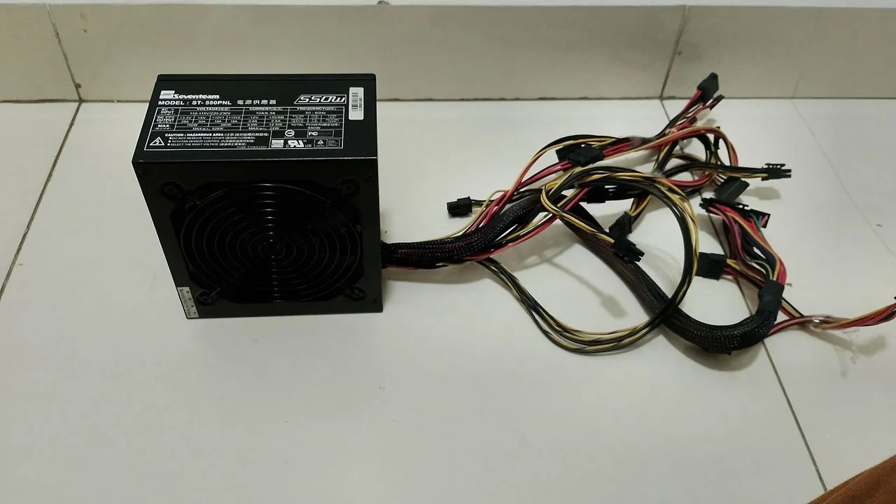 Fonte PC Gamer Seventeam 550w - Foto 3