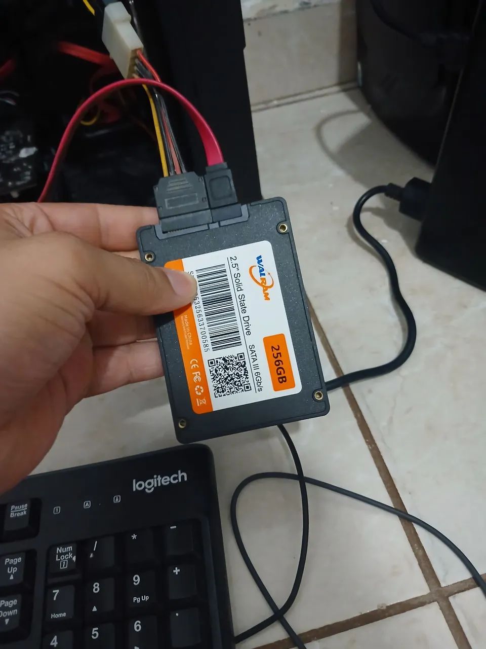 Ssd 2.5 sata 6gb - Foto 2