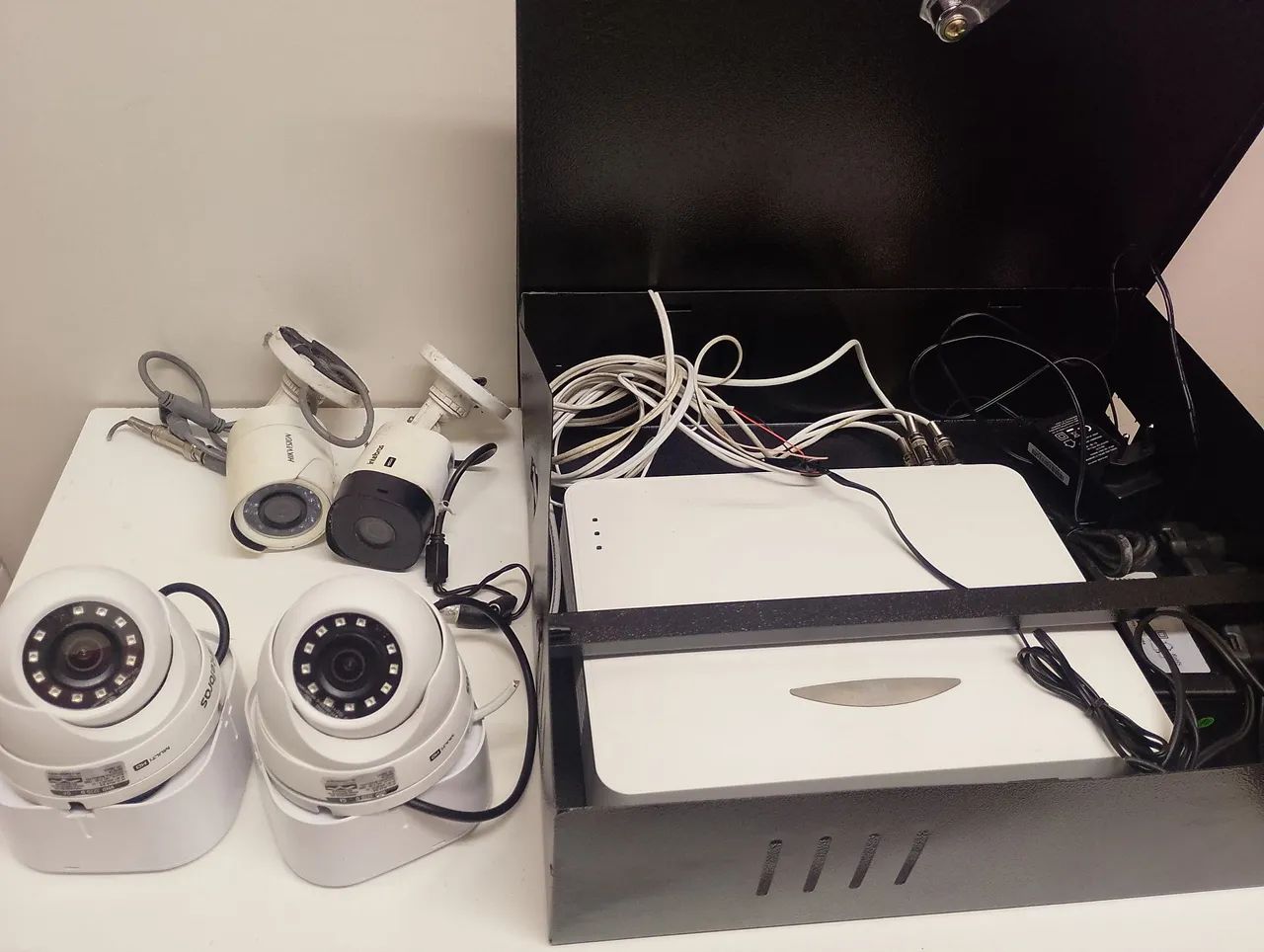 Vendo câmeras de segurança 