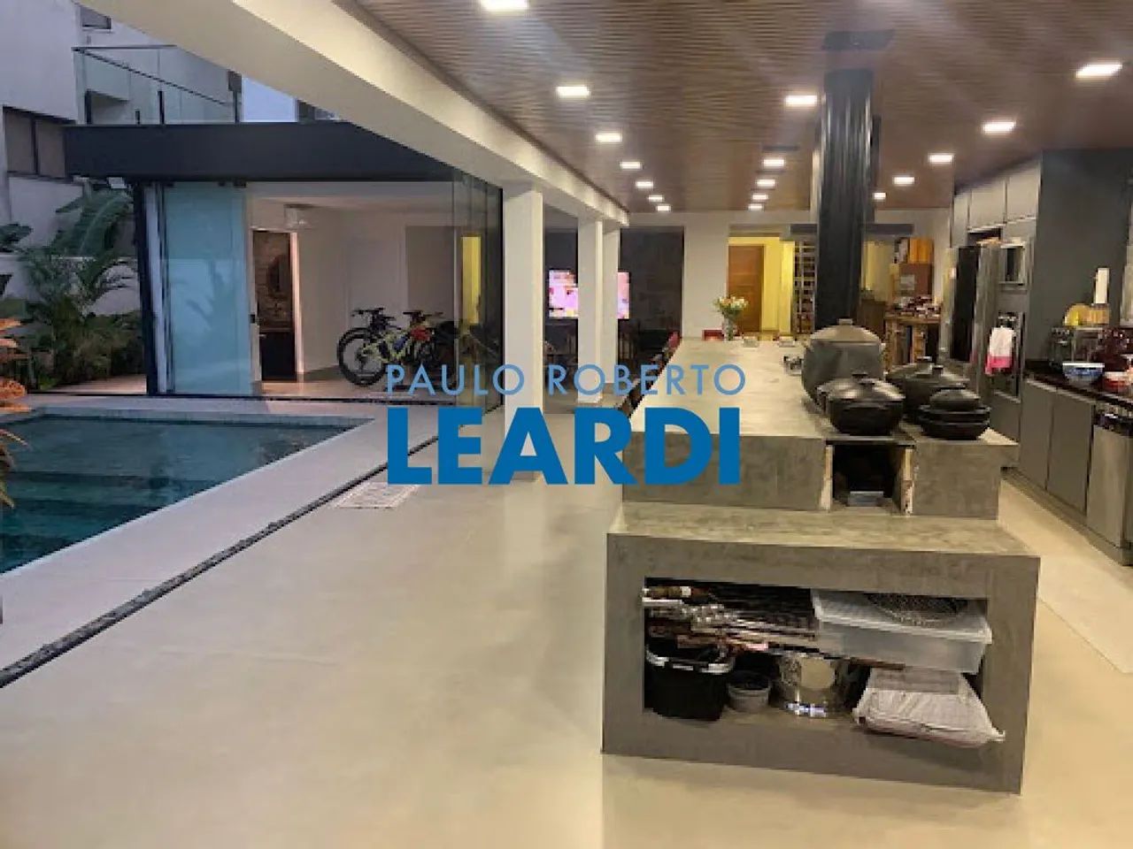 CASA EM CONDOMÍNIO - ALPHAVILLE - SP