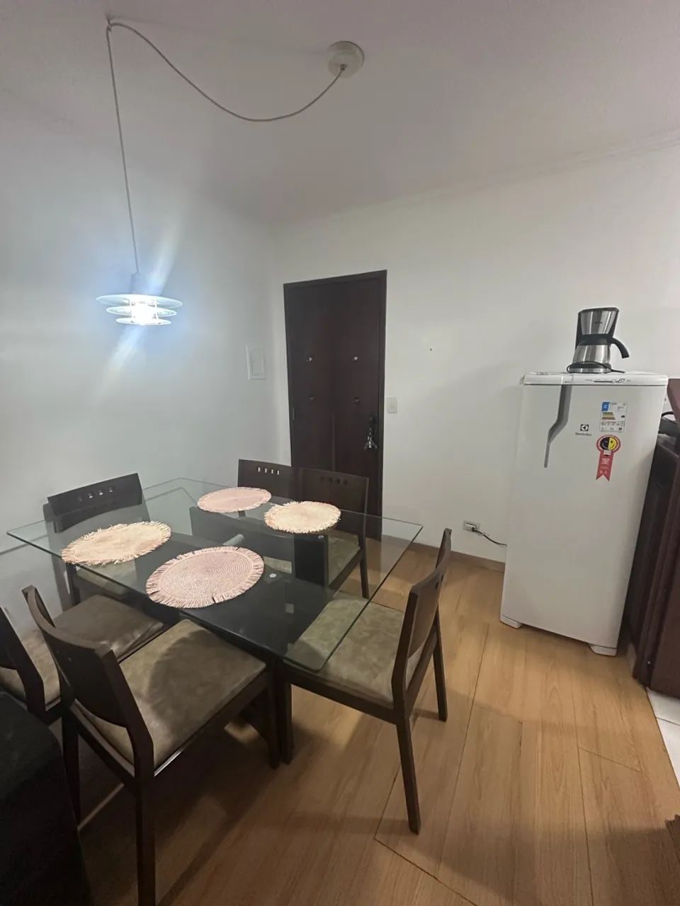 MESA COM TAMPO DE VIDRO - Foto 3