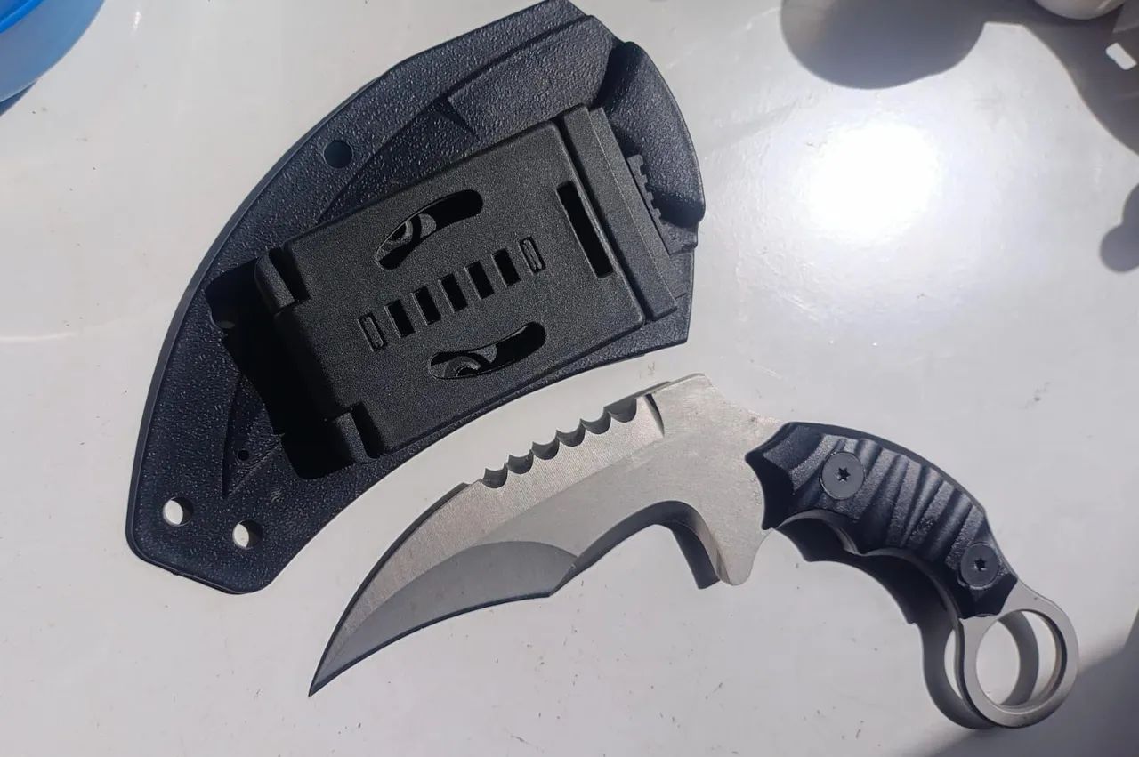 Faca karambit 