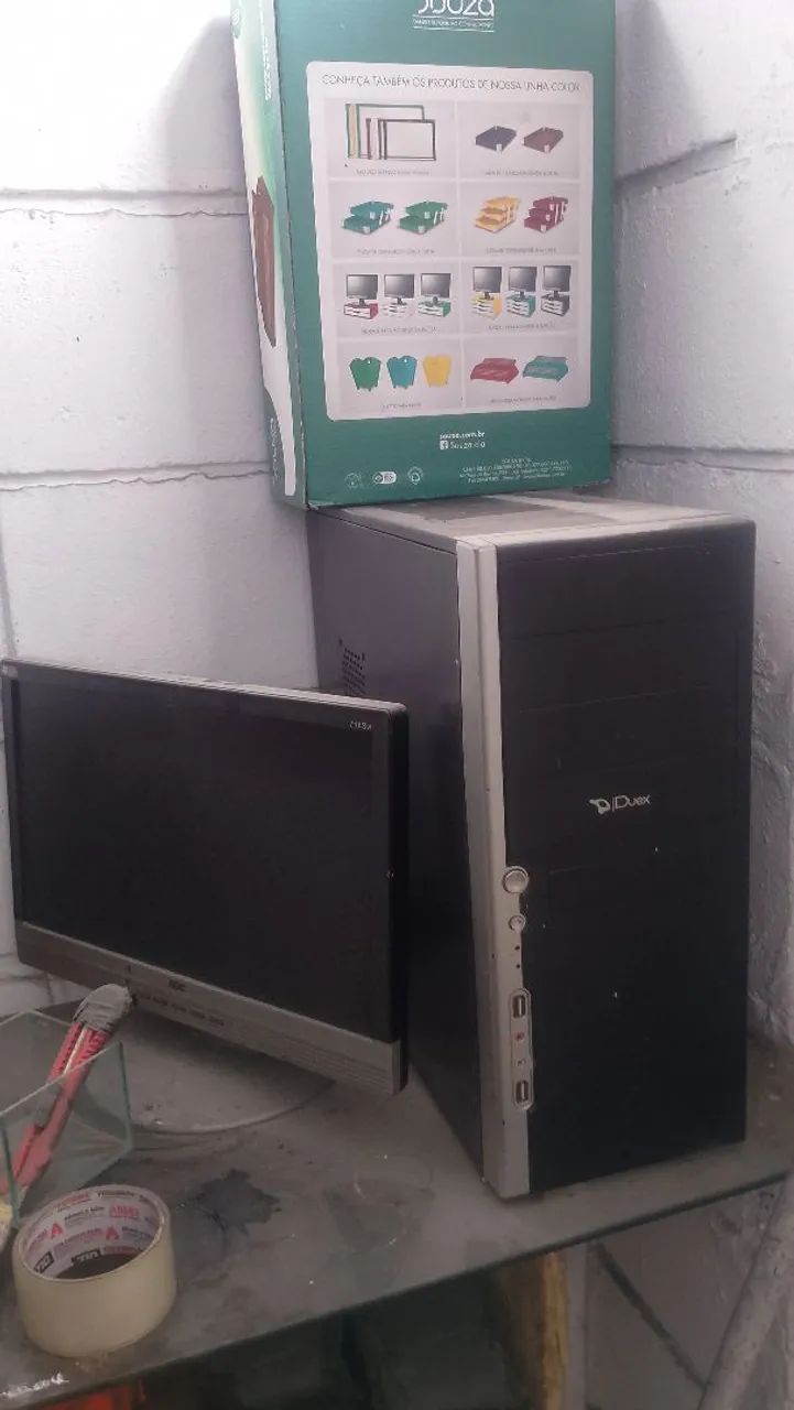 Computador perfeito com monitor 