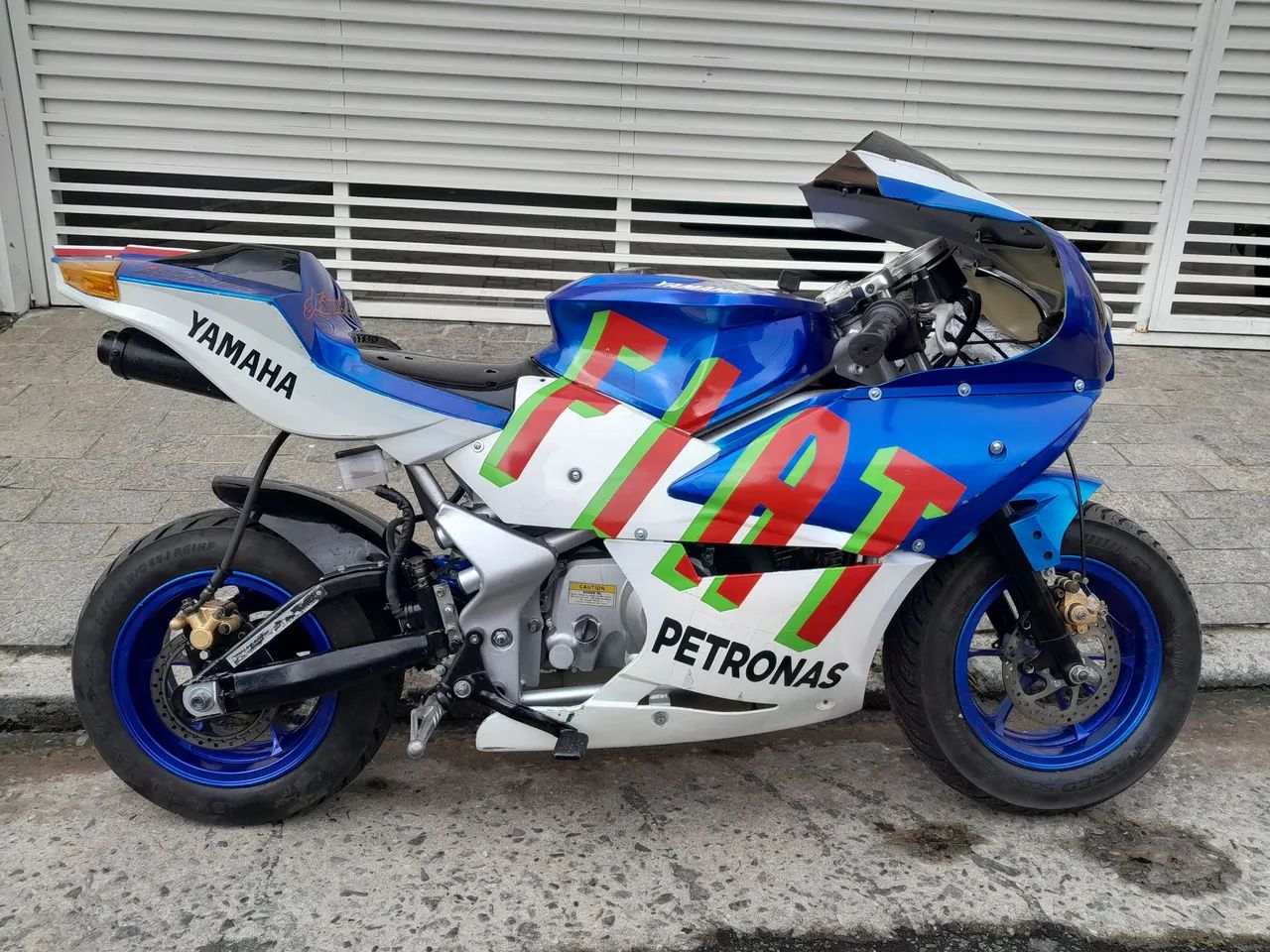 Mini moto média esportiva - Hobbies e coleções - Jardim Casablanca
