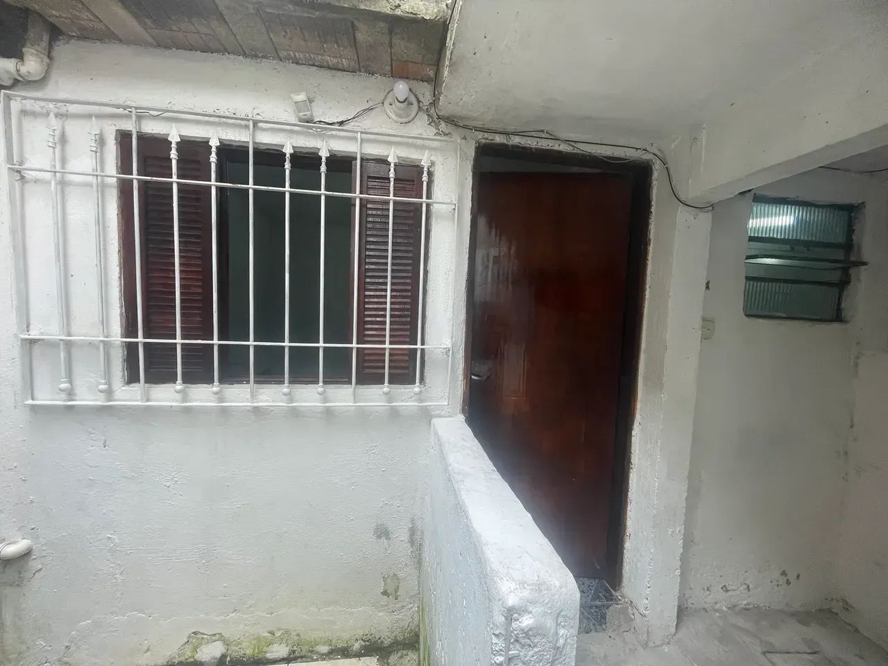 Alugo 2 comodos com banheiro sem depósito - Foto 3
