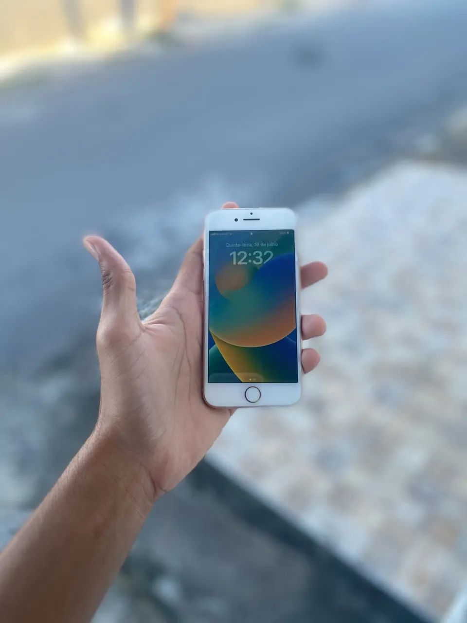 iPhone 8 64gb ótimo estado 