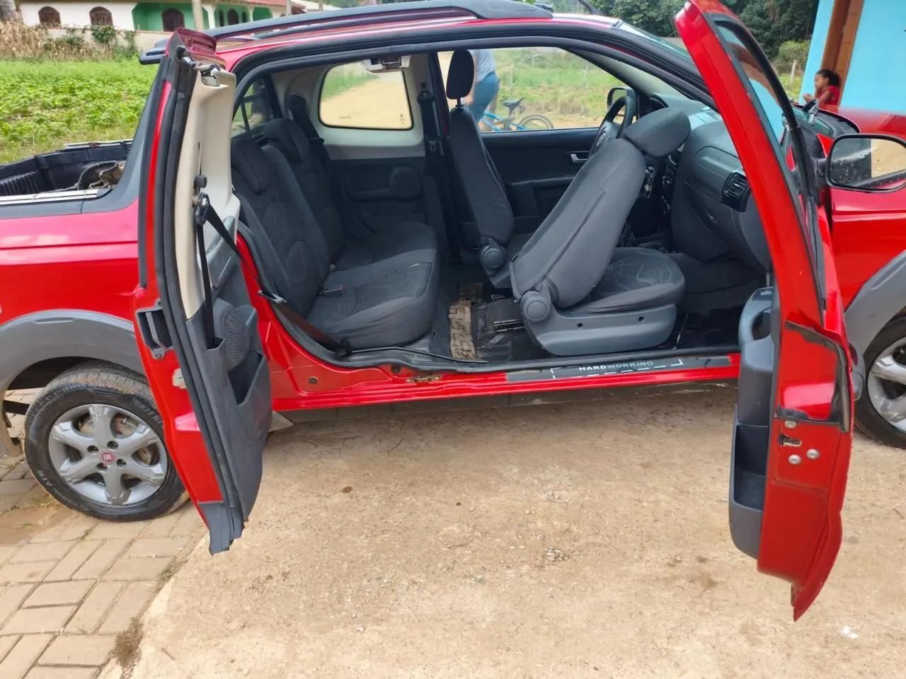 Fiat Strada Working Celeb.1.4 Fire Flex 8V CD 2016 - Foto 2