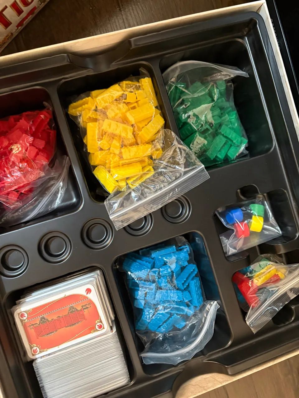 Jogos de tabuleiro - Ticket To Ride e Dixit - Foto 2