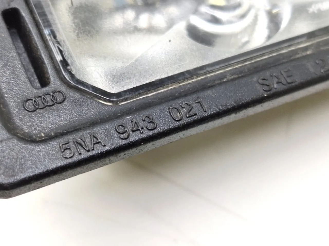Luz Placa Traseira Esquerda Vw Nivus 1.0 Tsi 2025 - Foto 7