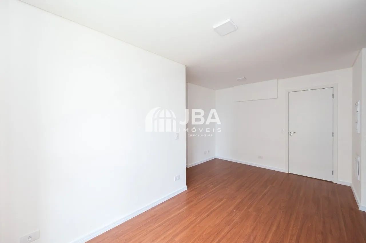 NOVO, PRONTO PARA MORAR E JÁ COM PISO LAMINADO - Foto 3
