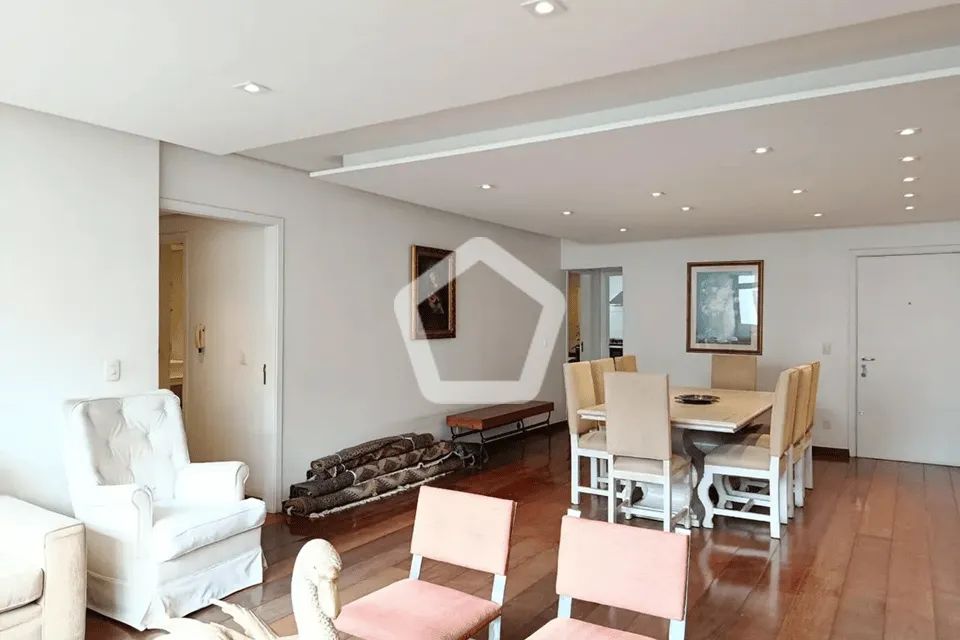 Apartamento charmoso em Jardins com piso wood e iluminação natural! - Foto 4