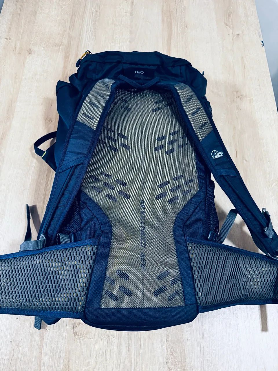 Mochila Lowe Alpine Eclipse 25L + Rain Cover Original - Estado de Nova - Foto 2