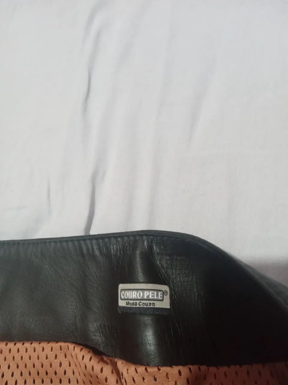 Calça em couro.  - Foto 5