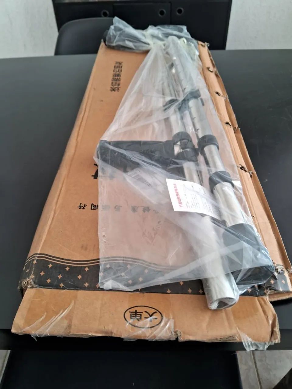 Vendo muleta de apoio.Super resistente .Discreta e ajustável 