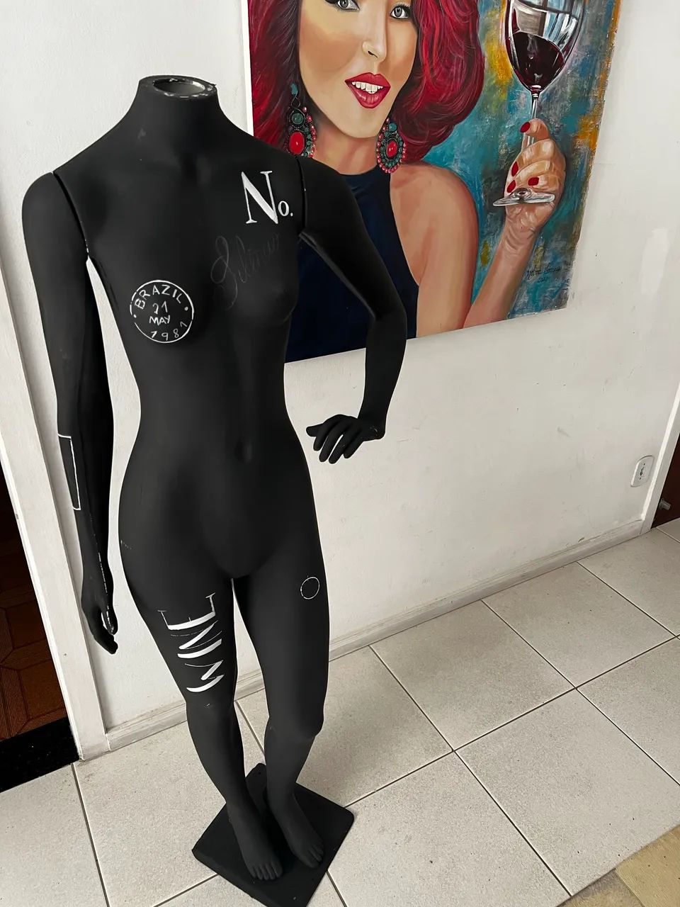 Manequim de chão  - Foto 3