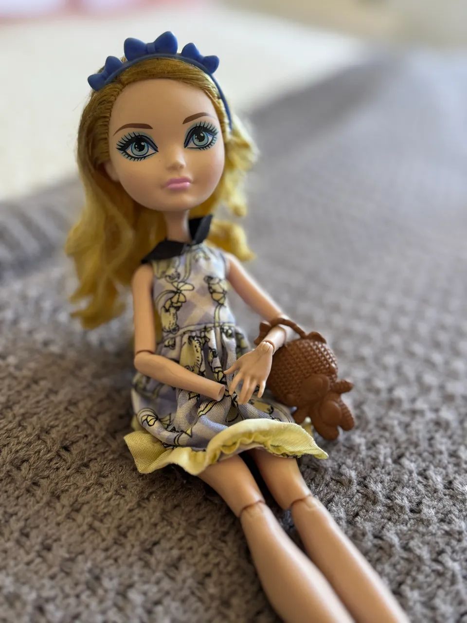 BLONDIE LOCKES - EVER AFTER HIGH