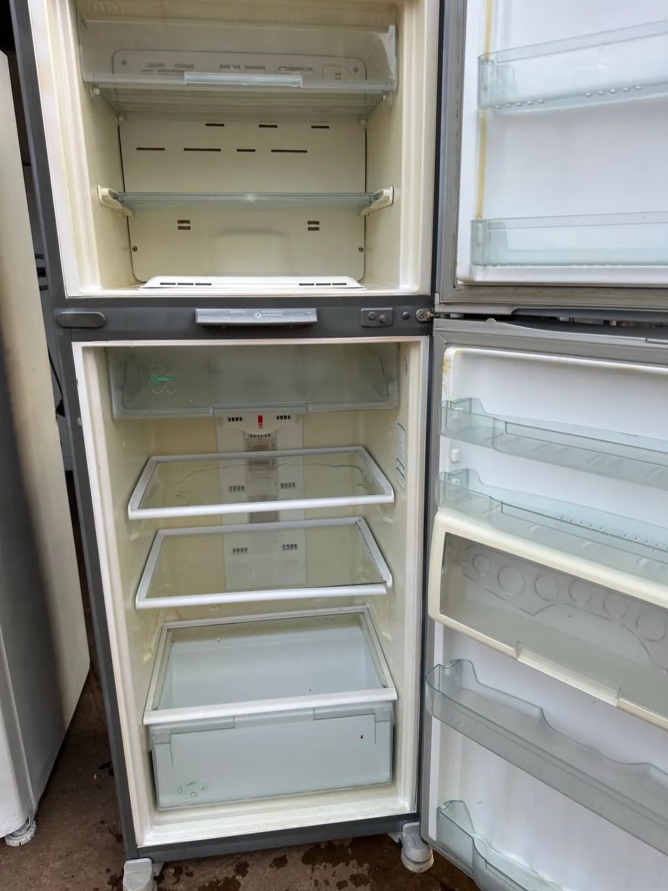 Vendo geladeira Brastemp  - Foto 2