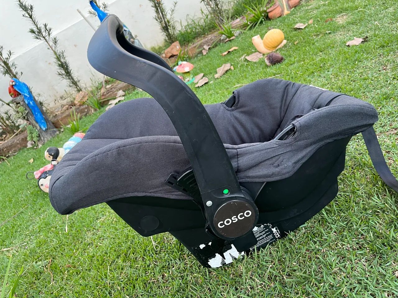 Bebê conforto com base  - Cosco 
